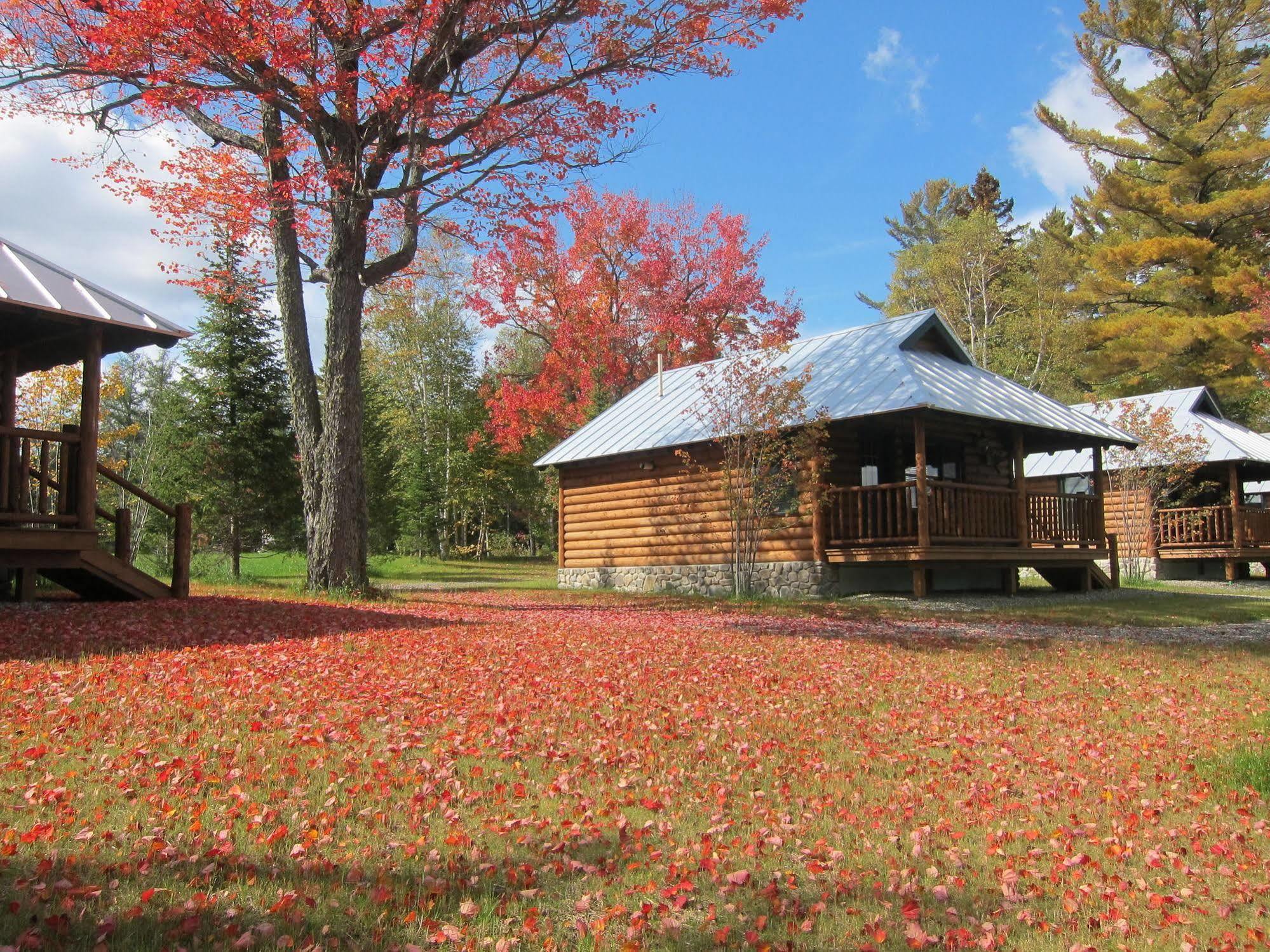 Lake Parlin Lodge & Cabins West Forks Exterior photo